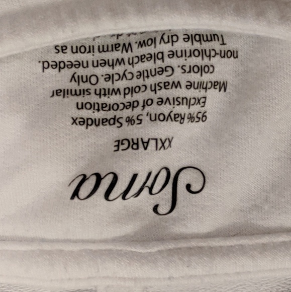 Hooded tunic - Picture 2 of 3
